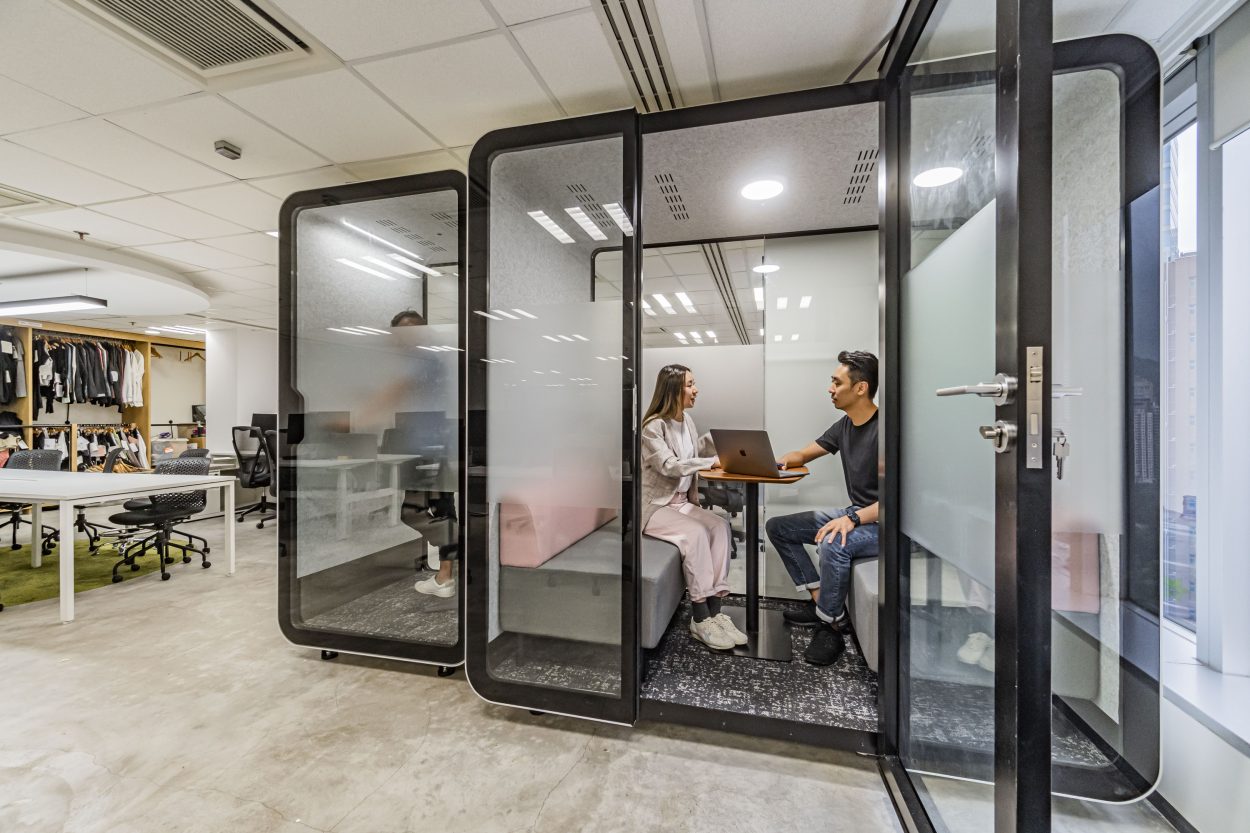 Lululemon office HK
